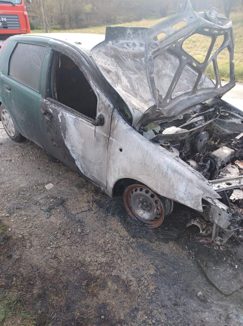 Biecz, pożar samochodu