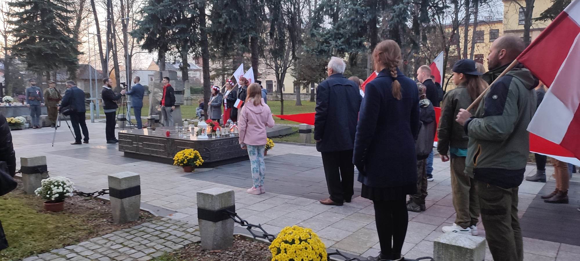 Święto Niepodległości, 11 listopada, Aktywiści Nowy Sącz