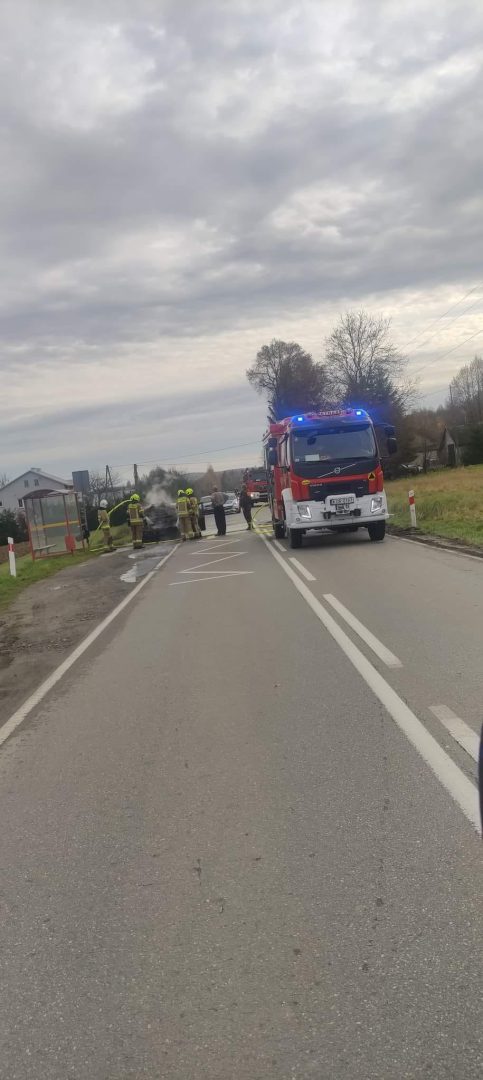 Biecz, pożar samochodu