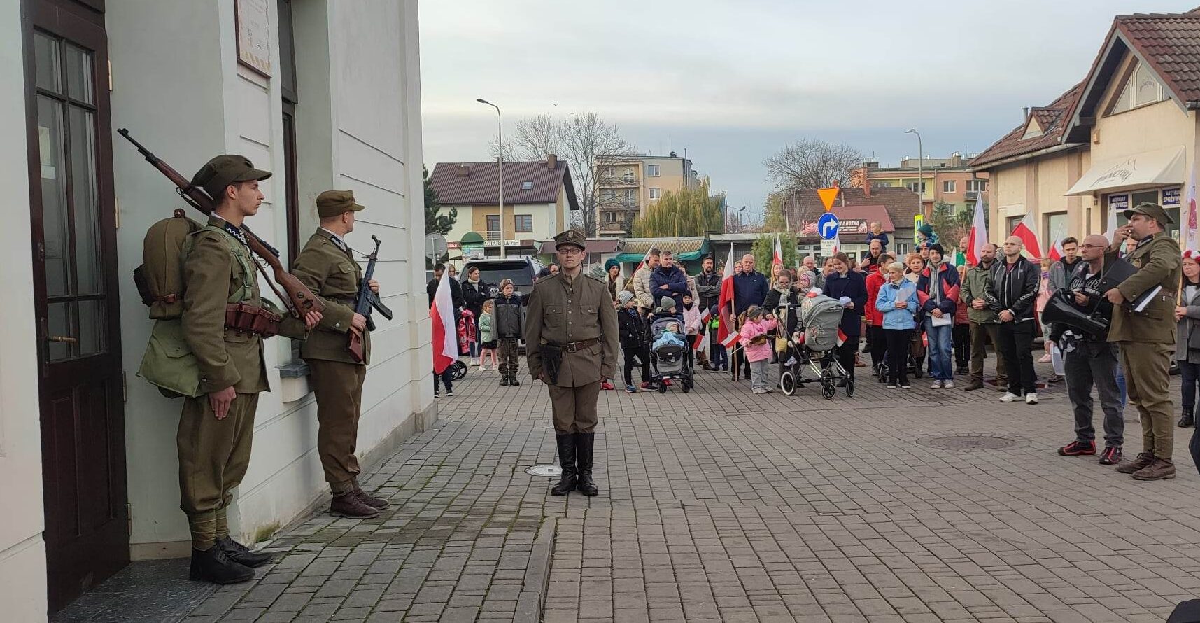 Święto Niepodległości, 11 listopada, Aktywiści Nowy Sącz