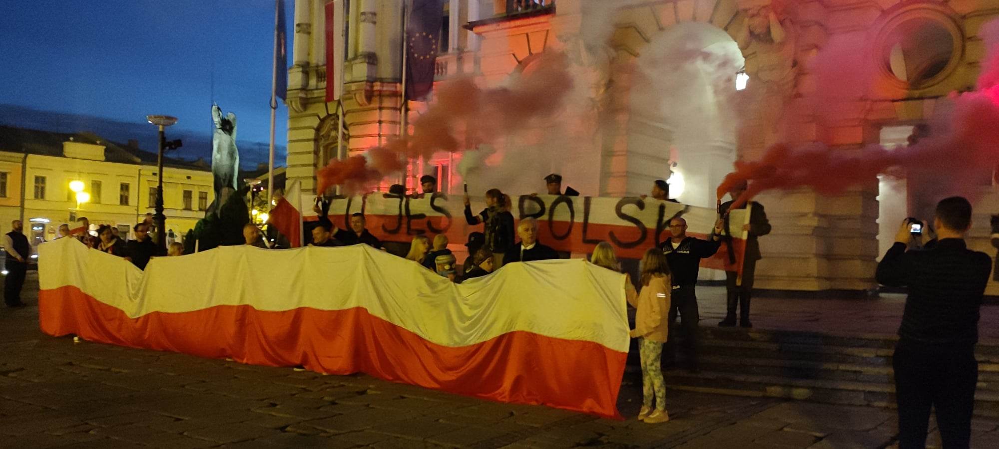 Aktywiści Nowy Sącz, 11 listopada, Święto Niepodległości