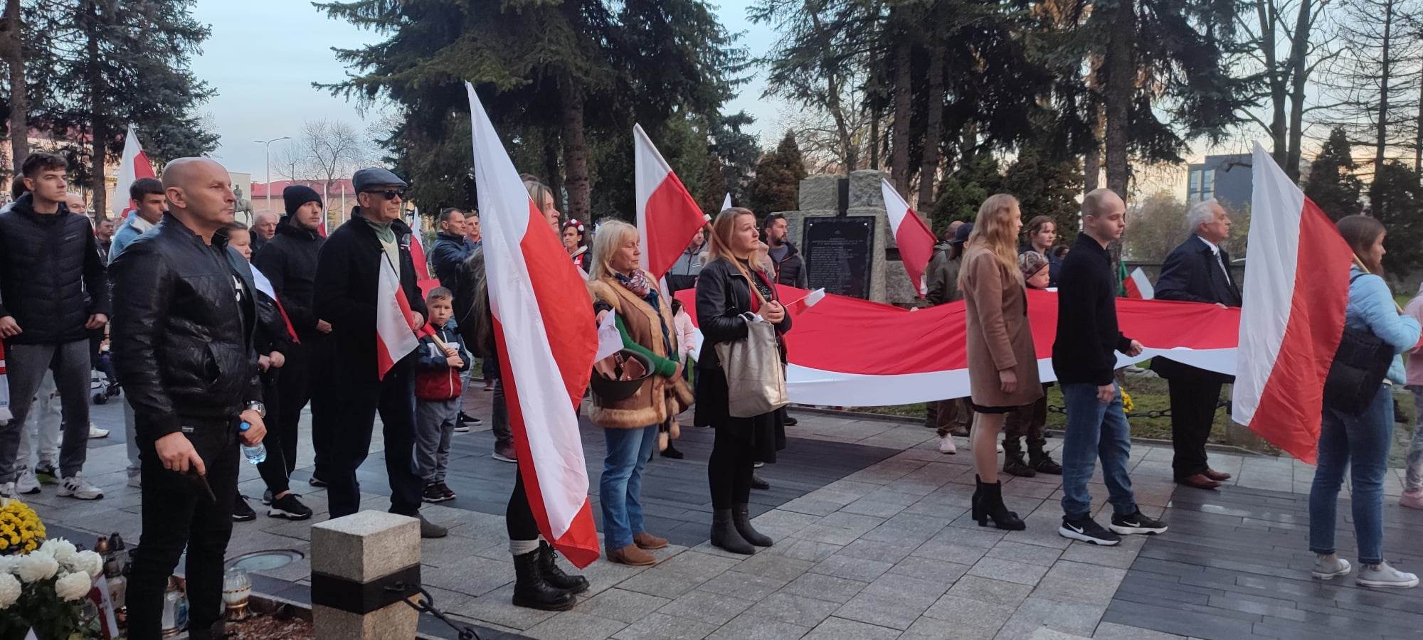 Święto Niepodległości, 11 listopada, Aktywiści Nowy Sącz