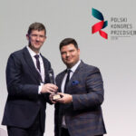 Wyższa Szkoła Biznesu - National Louis University z nagrodą Fundament 2022