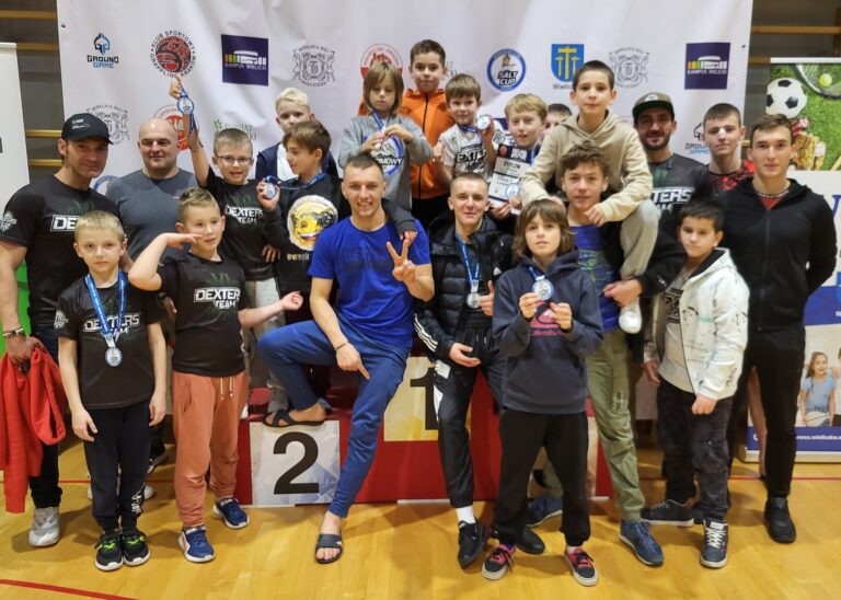 Młodzi zawodnicy Dexters Team przywieźli do Nowego Sącza grad medali (zdjęcia)