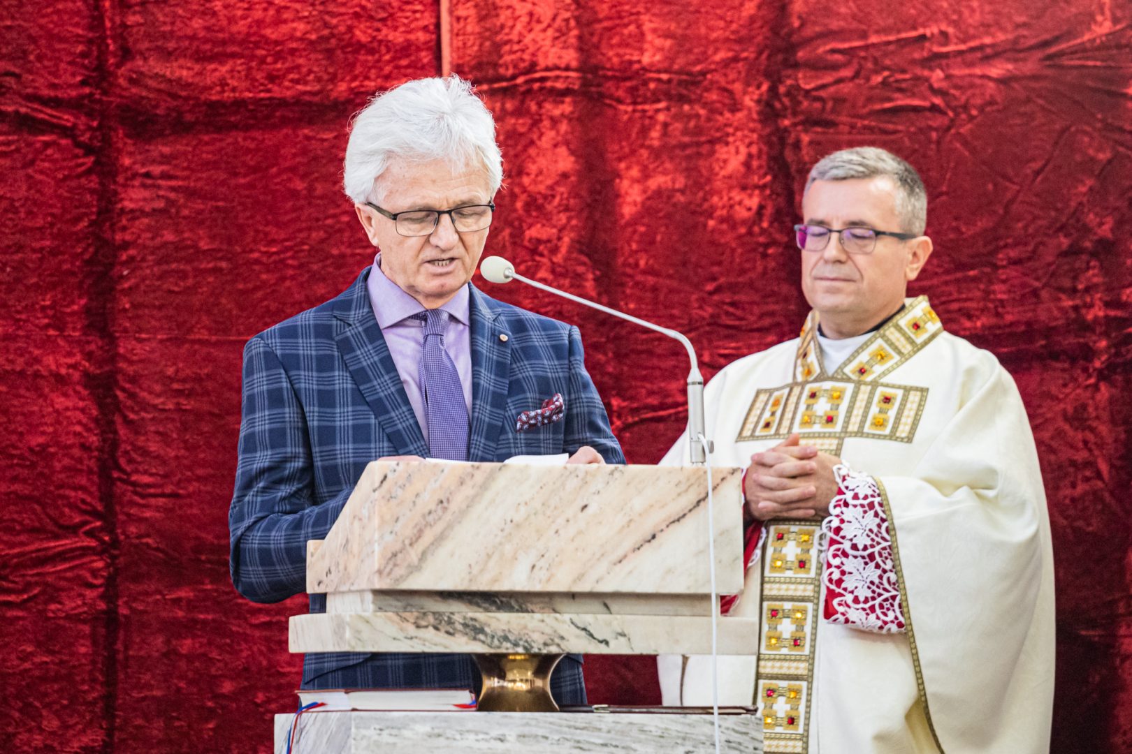 uroczysta sesja rady miasta w 730 lecie lokacji miasta Nowego Sącza