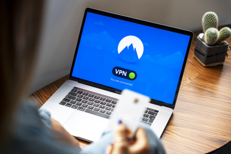 Black Friday i Cyber Monday – czym się różnią?