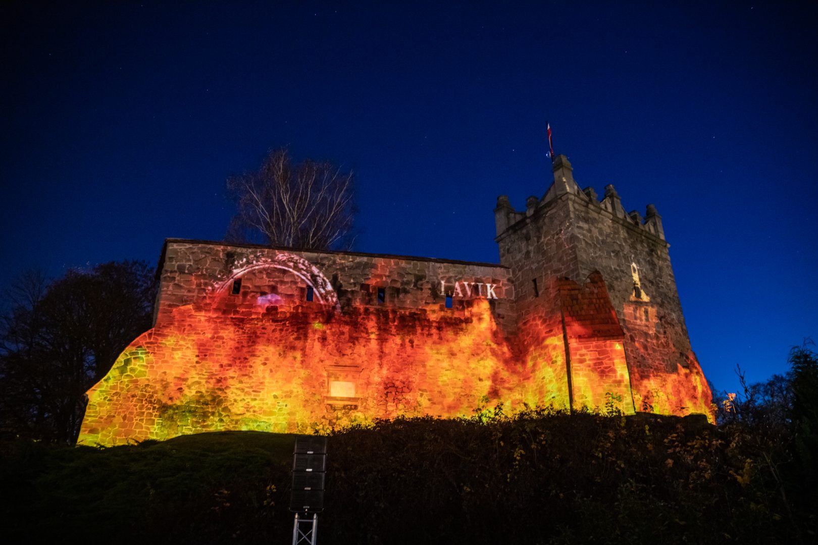 Zamek Królewski, Nowy Sącz, iluminacja, mapping 3D, 730-lecie lokacji Nowego Sącza