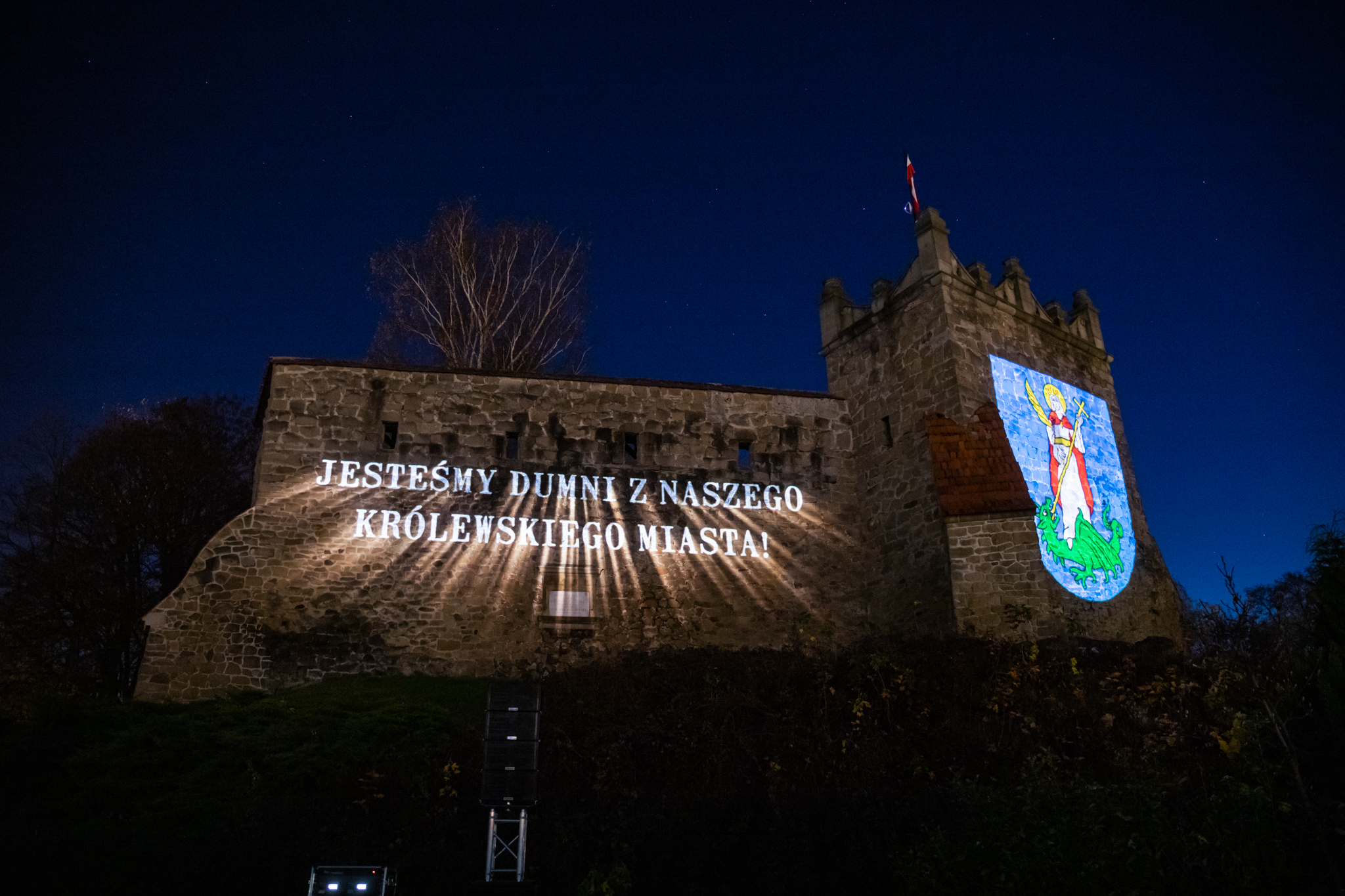 Zamek Królewski, Nowy Sącz, iluminacja, mapping 3D, 730-lecie lokacji Nowego Sącza