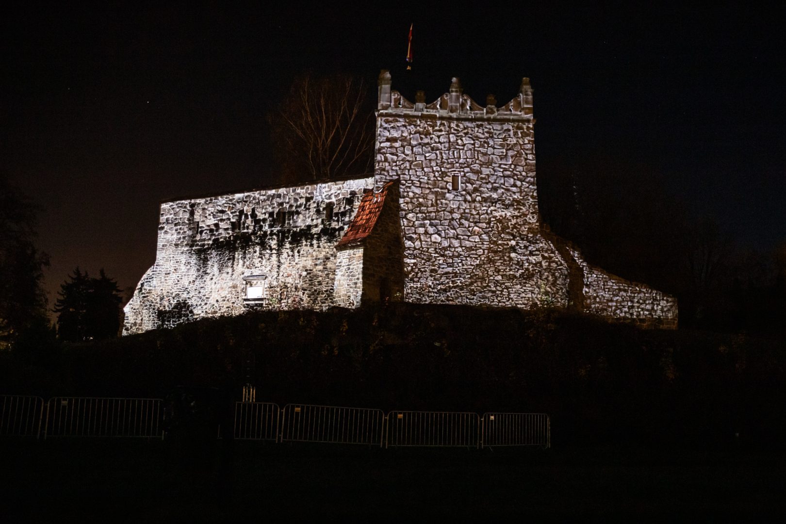 Zamek Królewski, Nowy Sącz, iluminacja, mapping 3D, 730-lecie lokacji Nowego Sącza