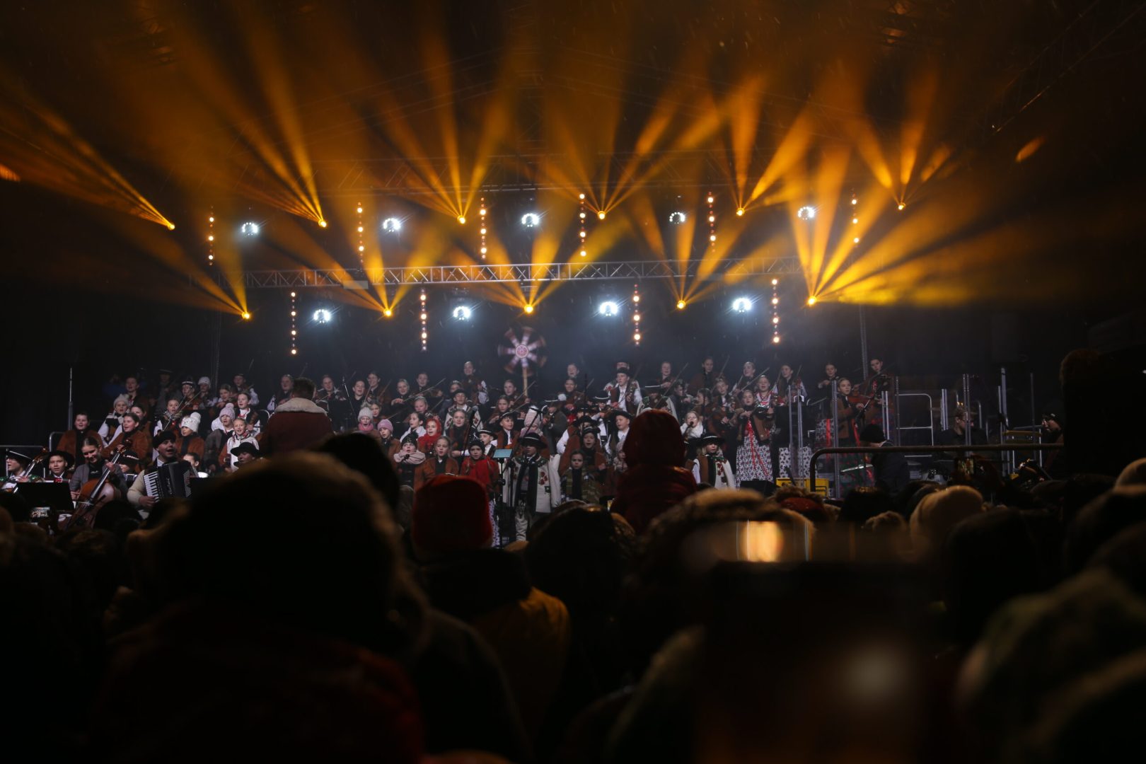 Roztoka, Okno Papieskie, rozświetlenie choinki