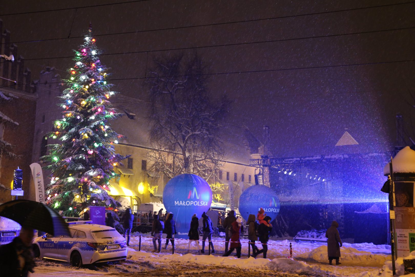 Roztoka, Okno Papieskie, rozświetlenie choinki