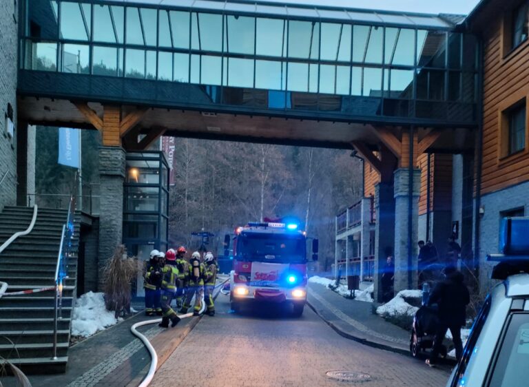 Krynica-Zdrój. Pożar sauny w hotelu zakończony poszukiwaniem pracownika przez Policję