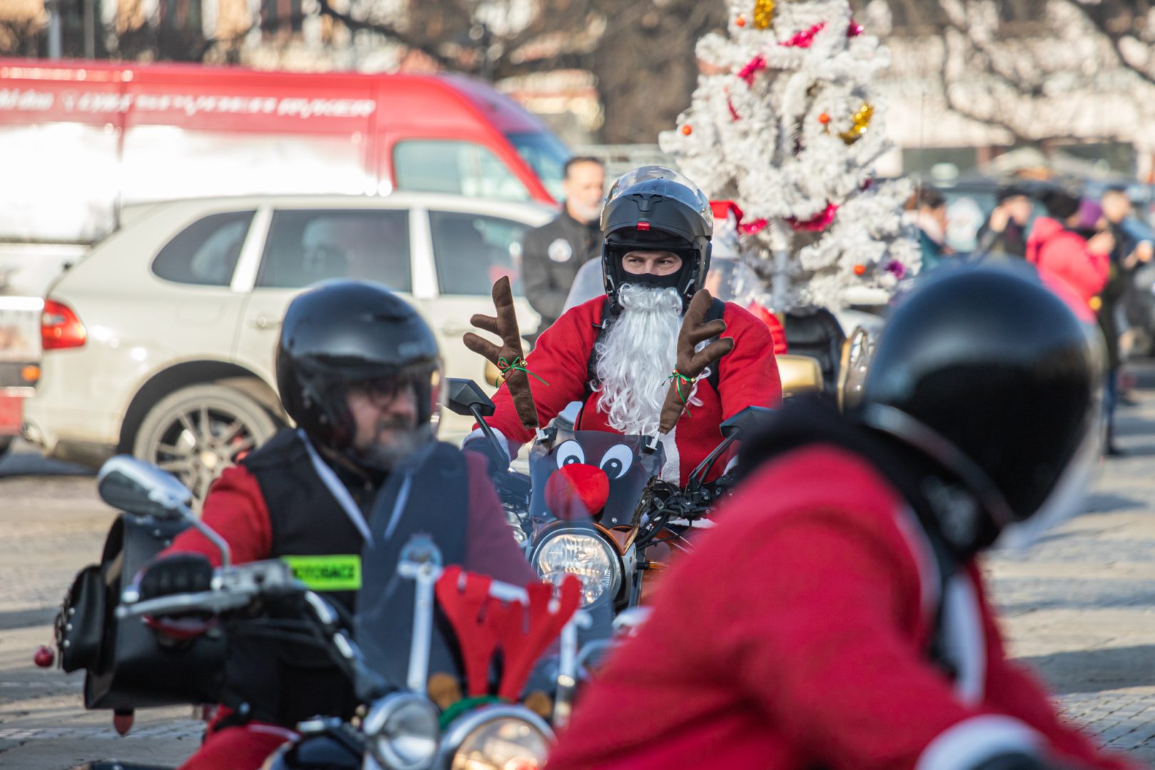 Motomikołaje, Nowy Sącz