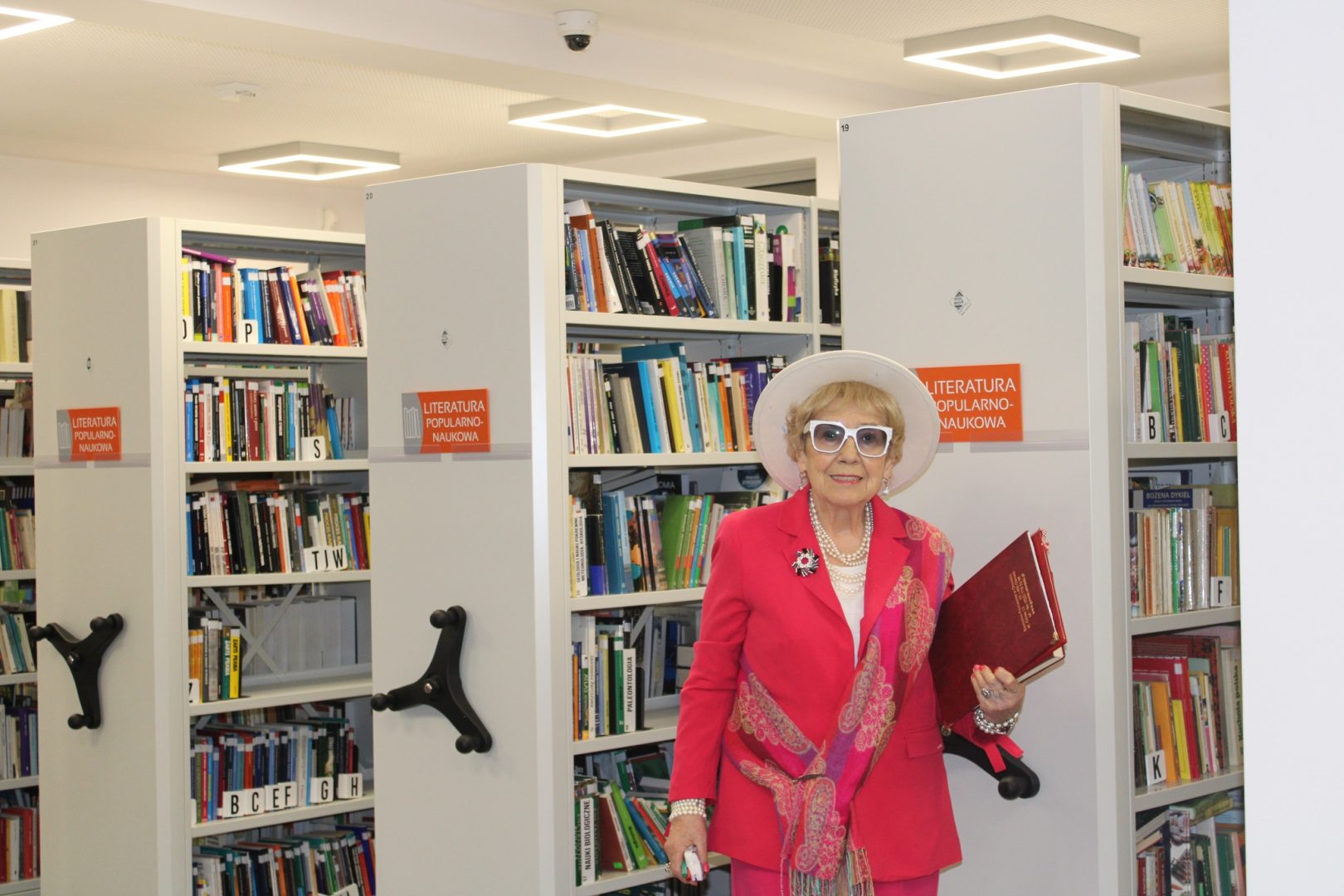 emilia krakowska, limanowa, biblioteka