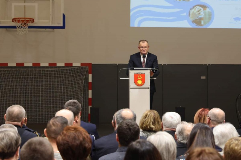 Łęka, sala gimnastyczna