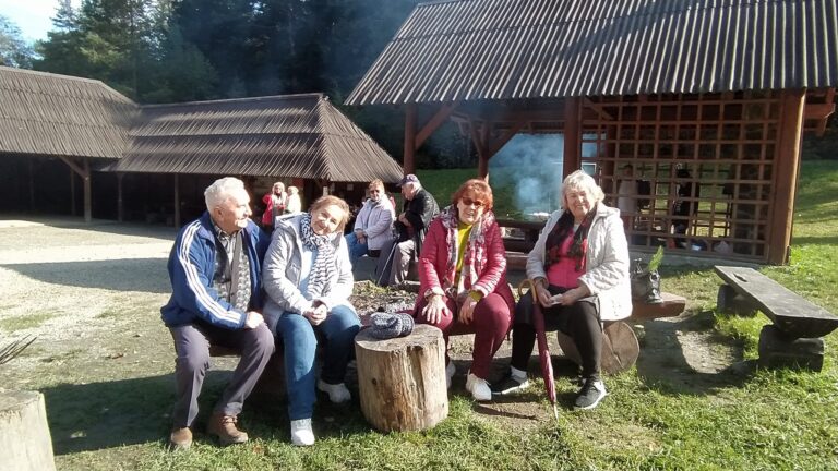 Nowy Sącz. Lekarstwo na samotność srebrnego wieku. Dzienny Dom Seniora zaprasza…