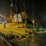 Grybów, uszkodzone pojazdy, wycinka drzew, Bazylika Mniejsza, parking