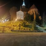Grybów, uszkodzone pojazdy, wycinka drzew, Bazylika Mniejsza, parking