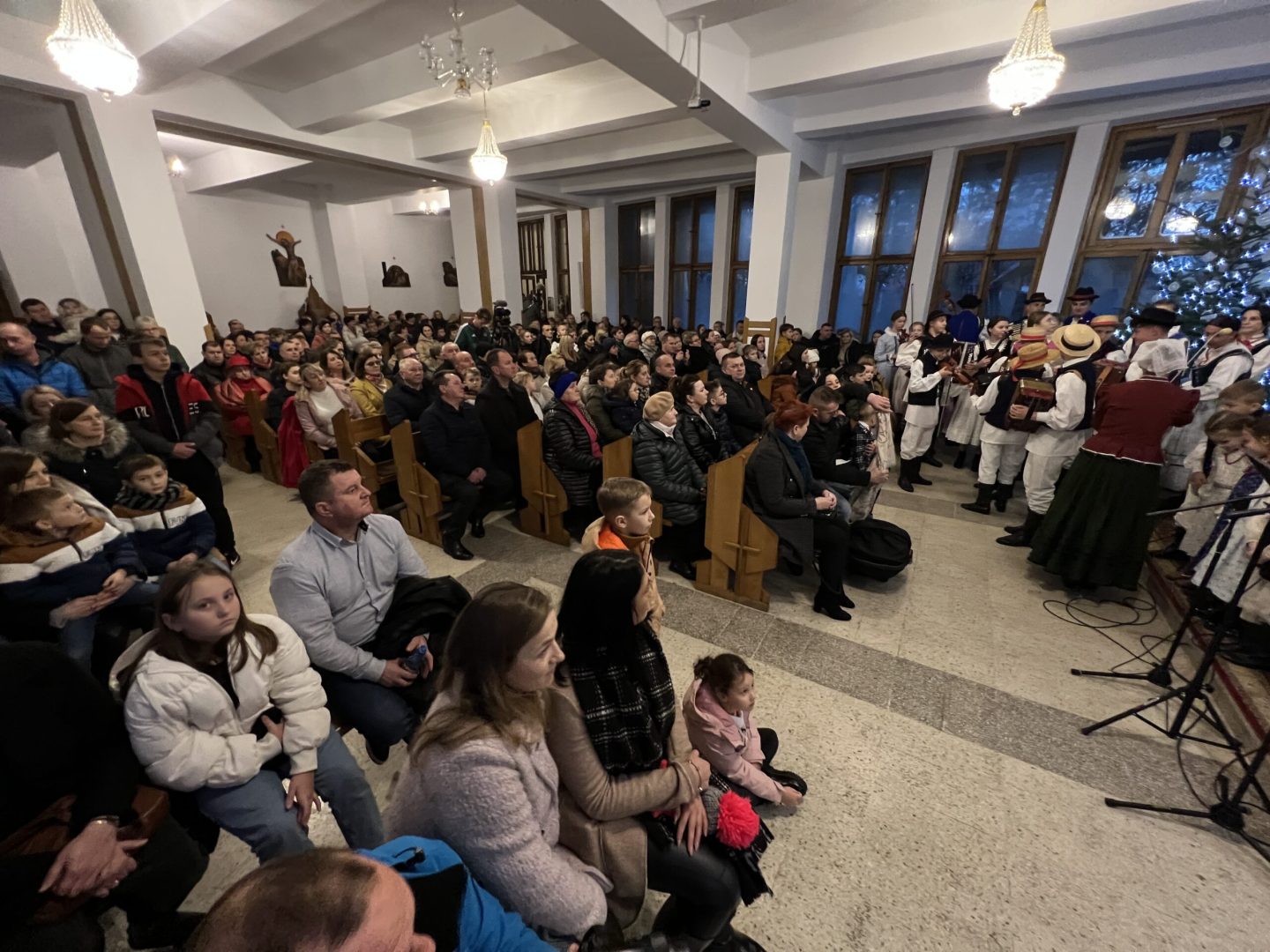 Koncert Noworoczny, Kąclowa, Ignaś Chojecki-Skraba, Pogórzańskie Dzieci, Orkiestra Dęta z Florynki. Ewa Matuła, Tadeusz Matuła, Andrzej Szafrański