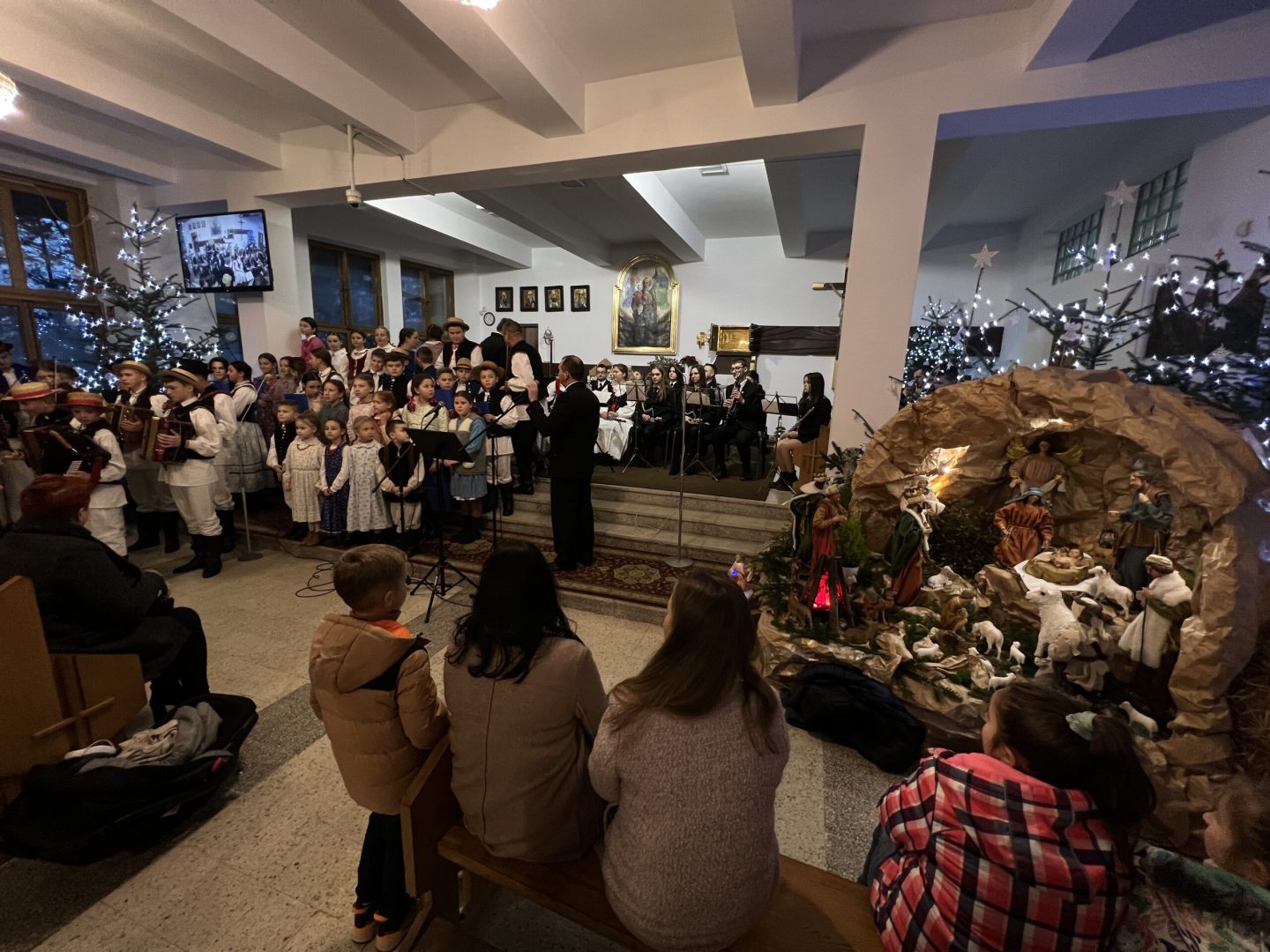 Koncert Noworoczny, Kąclowa, Ignaś Chojecki-Skraba, Pogórzańskie Dzieci, Orkiestra Dęta z Florynki. Ewa Matuła, Tadeusz Matuła, Andrzej Szafrański
