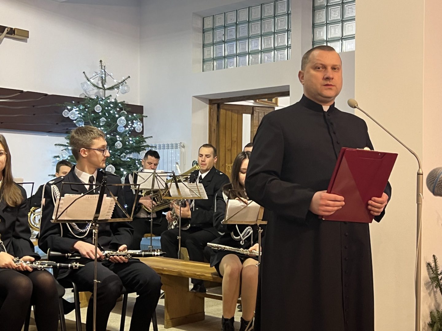 Koncert Noworoczny, Kąclowa, Ignaś Chojecki-Skraba, Pogórzańskie Dzieci, Orkiestra Dęta z Florynki. Ewa Matuła, Tadeusz Matuła, Andrzej Szafrański