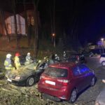 Grybów, uszkodzone pojazdy, wycinka drzew, Bazylika Mniejsza, parking