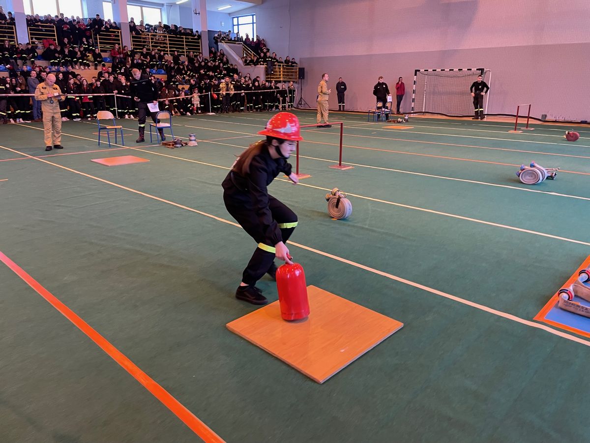 IX Halowe Zawody Sportowo-Pożarnicze dla MDP im Antoniego Bieniasa