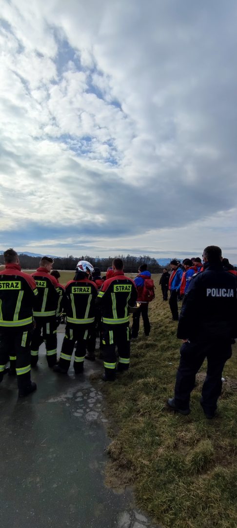 poszukiwania, Dunajec, Jezioro Rożnowskie, WOPR, OSP, PSP, KMP Nowy Sącz, zwłoki w Dunajcu, zwłoki w Popradzie, Adam Duda, Piotr Szczęsny