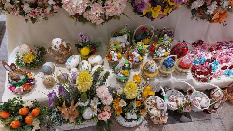 Pisanki, kraszanki, jaja malowane: Wielki Jarmark Wielkanocny Gminy Chełmiec w Galerii „Trzy Korony”