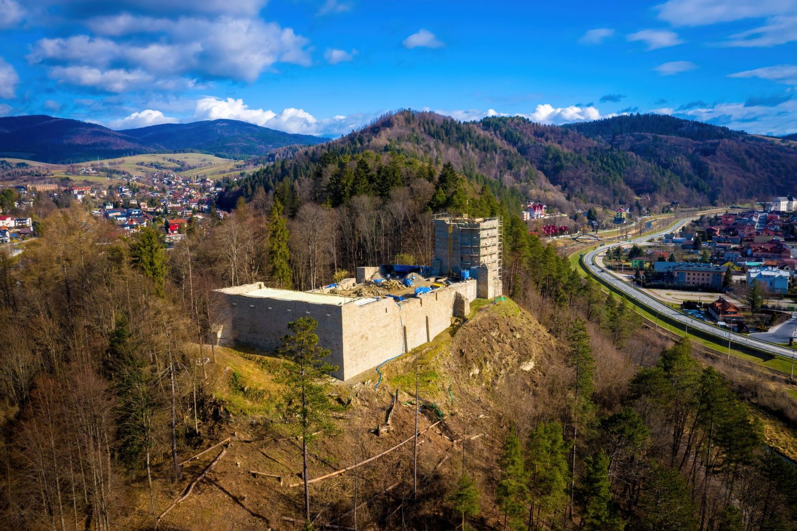 zamek Muszyna, odbudowa