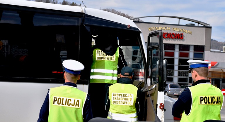 kontrole przewoźników, autobusów, powiat limanowski