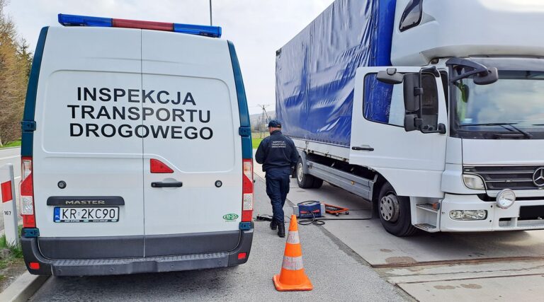 Kontrola ITD. Mandaty, zatrzymane dowody rejestracyjne