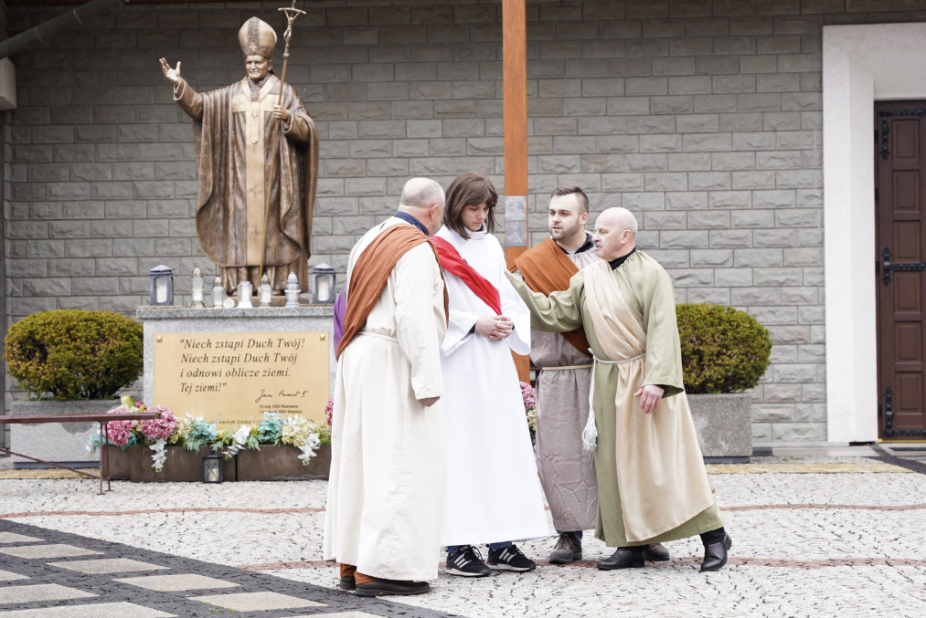 Droga Krzyżowa, Piątkowa