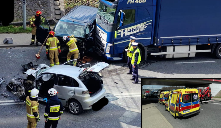 Trasa Nowy Sącz – Kraków zablokowana. Zderzenie pojazdów na DK nr 75. Są poszkodowani (zdjęcia)