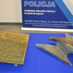 Roman Stramka, kradzież orła i tablicy z cmentarza