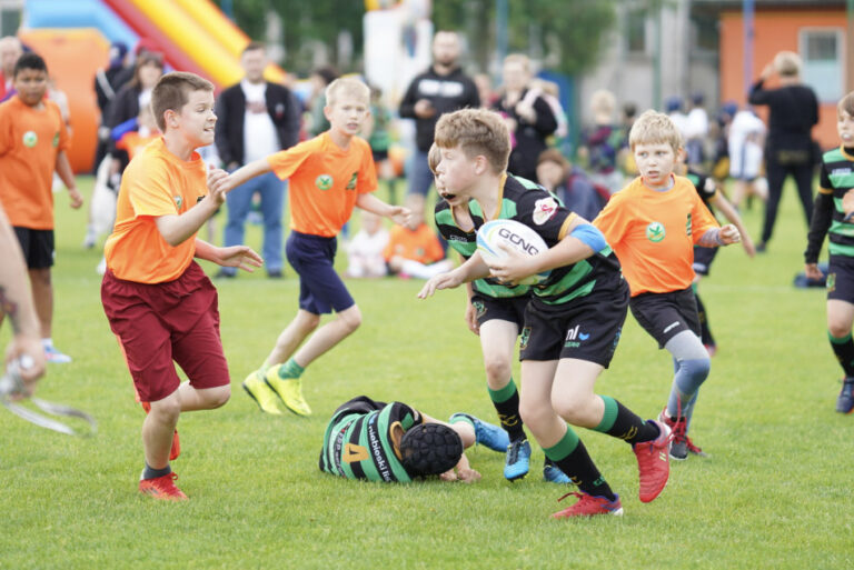 Turniej Regionalny Dzieci i Młodzieży w Rugby. Młodzi pokazali jak walczyć o swoje [ZDJĘCIA]
