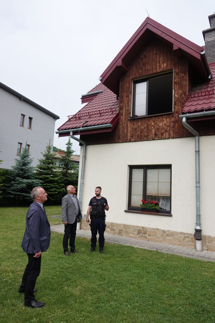 Pożar w Klęczanach/ pożar w Domu Dziecka