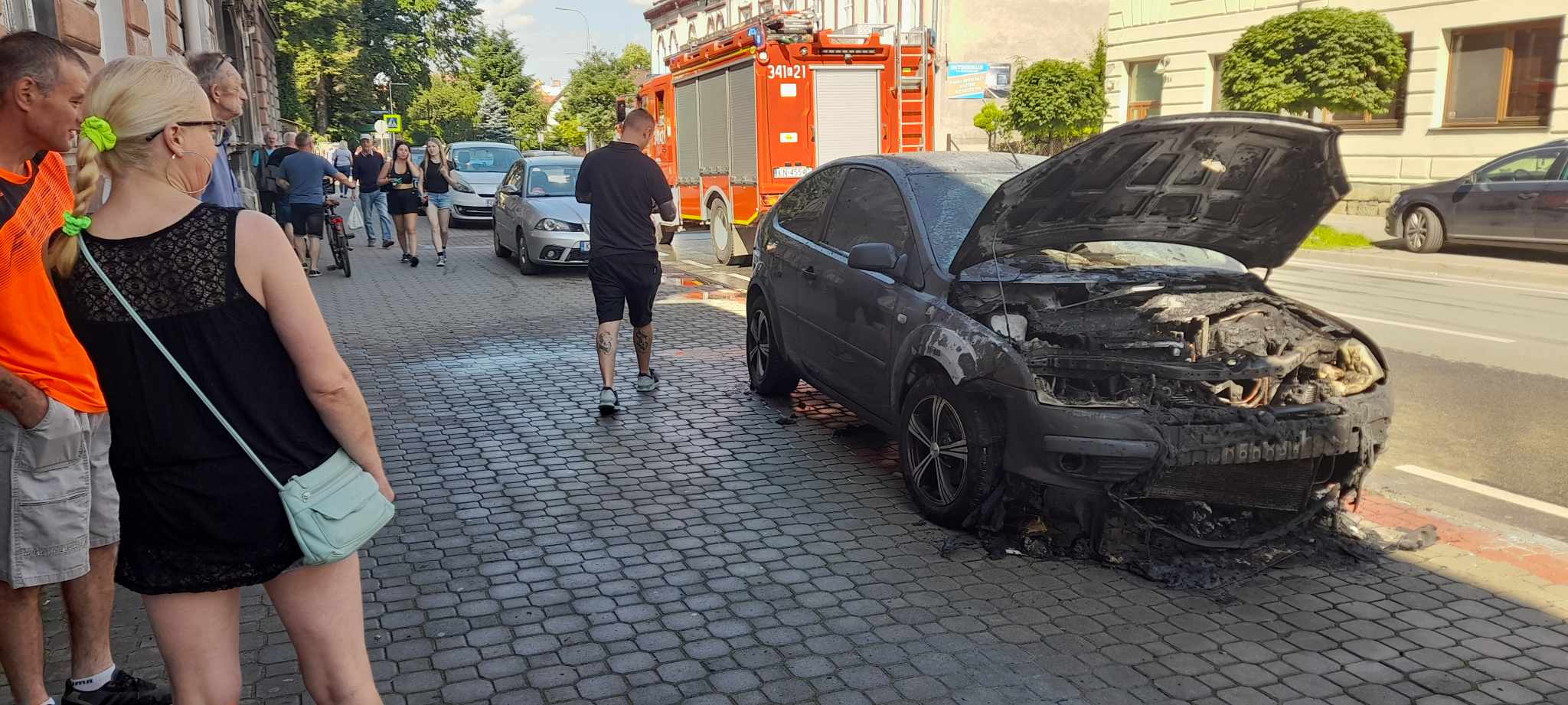 Nowy Sącz, ulica Grodzka, pożar samochodu
