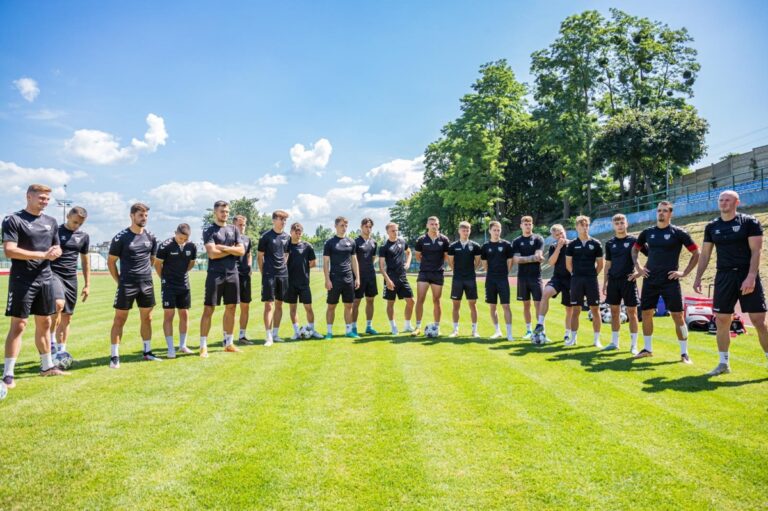 Odmieniona kadrowo Sandecja rozpoczyna sezon