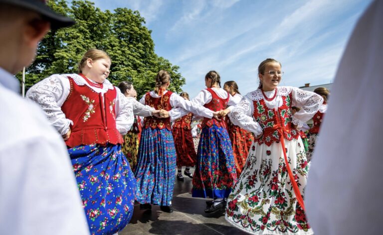 Poznaj kulturę uczestników Święta Dzieci Gór w ramach Dni Narodowych