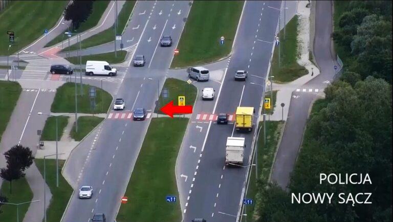 Policyjny dron nad Nowym Sączem. Ośmiu kierowców zasłużyło na 15 punktów karnych