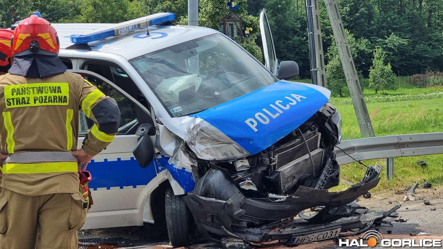 Policyjny radiowóz, wypadek, Szymbark