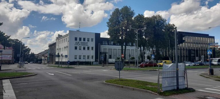 Prawie 10 osób na jedno miejsce. Sądecka uczelnia zasypana podaniami kandydatów na lekarzy