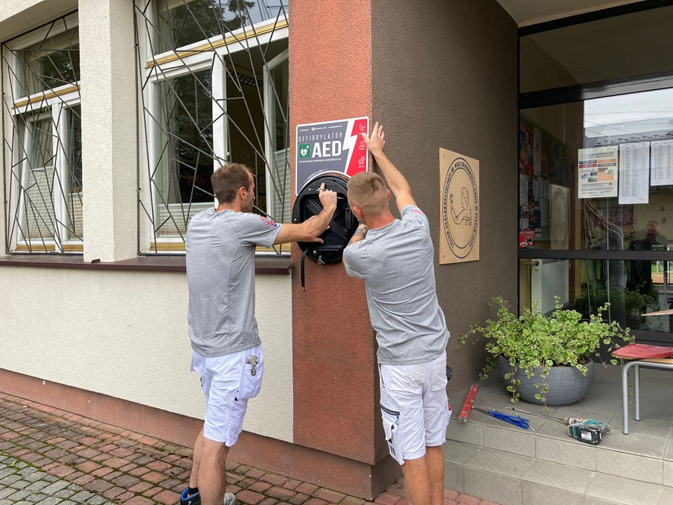 LO stary sącz, defibrylator zainstalowany