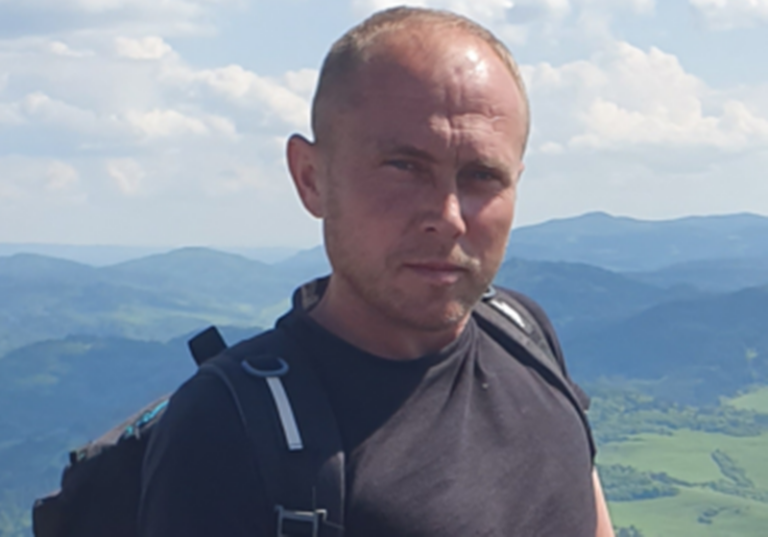 Zaginął 40-letni Szczepan. Wyszedł z pracy i słuch po nim zaginął