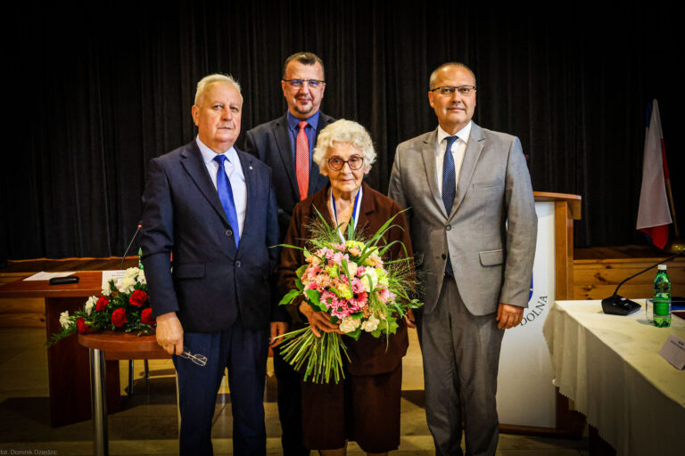 Pani doktor Zofia Jungiewicz Honorowym Obywatelem gminy Łososina Dolna