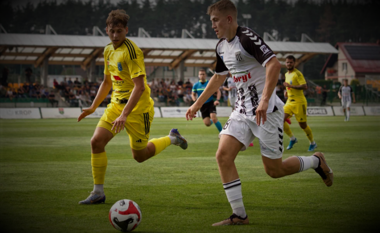 Radunia – Sandecja 1:1. Gol w końcówce meczu na wagę pierwszego punktu w sezonie