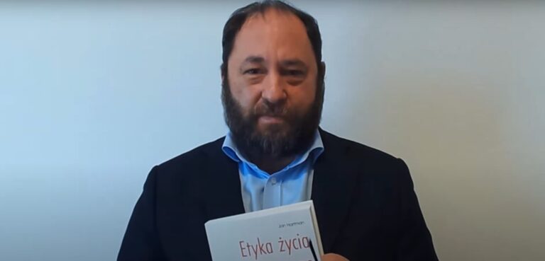 Profesor Hartman „lokomotywą” listy wyborczej Lewicy na Sądecczyźnie. Wiemy z kim się zmierzy…