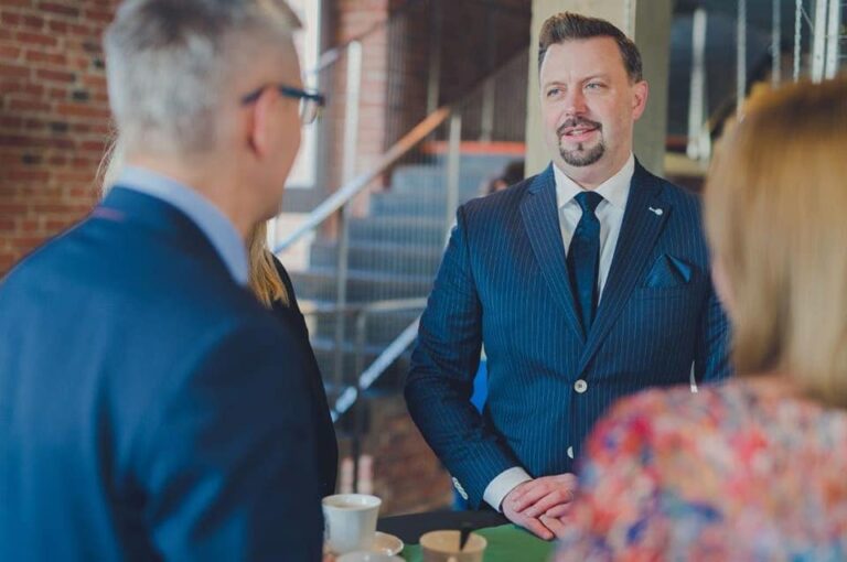 Prezydent Piech jedynką w okręgu 14. ,,Polska Jest Jedna” alternatywą dla mieszkańców regionu? [Pełna lista kandydatów]