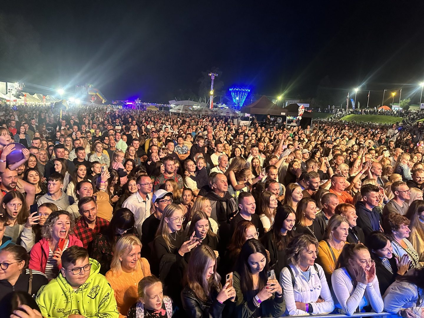Jesień Grybowska 2023, Sylwia Grzeszczak, koncert Sylwii Grzeszczak w Grybowie, Grybów, Andrzej Rybiński, koncert Jesień Grybowska, drugi dzień, Sylwia Grzeszczak